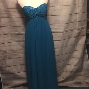 Beautiful David’s Bridal dress. Sz 6.